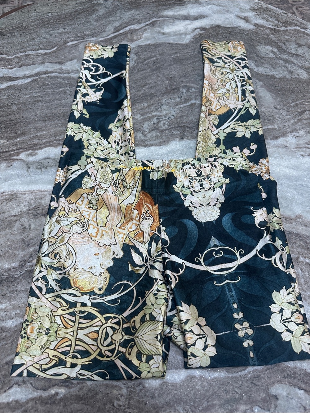 Black Milk Art Nouveau artwork of Alphonse Mucha Leggings Made in Australia Sz S